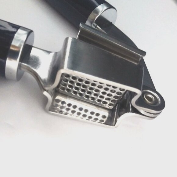 KitchenAid Garlic Squeeze Press Removable Dishwasher Safe - Picture 3 of 6